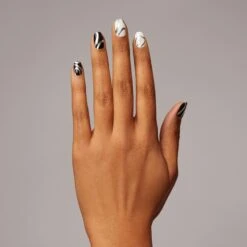 Dark N' Stormy -Best Nail Shop GAM319 DarkNStormy Hand