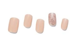 Go Go Glitter 7 Go Go Glitter -Best Nail Shop PO26 GoGoGlitter Medium Nails