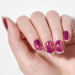 Electric Orchid -Best Nail Shop PO330 EletricOrchid Hand FINAL crop