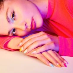 Happy Medium -Best Nail Shop PO85 HappyMedium Lifestyle2 FINAL