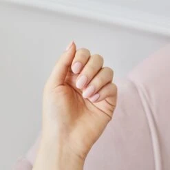 Pale Blush 9 Pale Blush -Best Nail Shop ZMC008 PaleBlush Lifestyle2 dc0194d3 b4fd 4e22 8d10 80a1e3fec87e